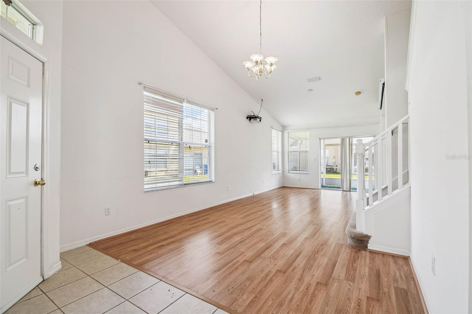 Image 3 of 39 For 9931 Carlsdale Drive