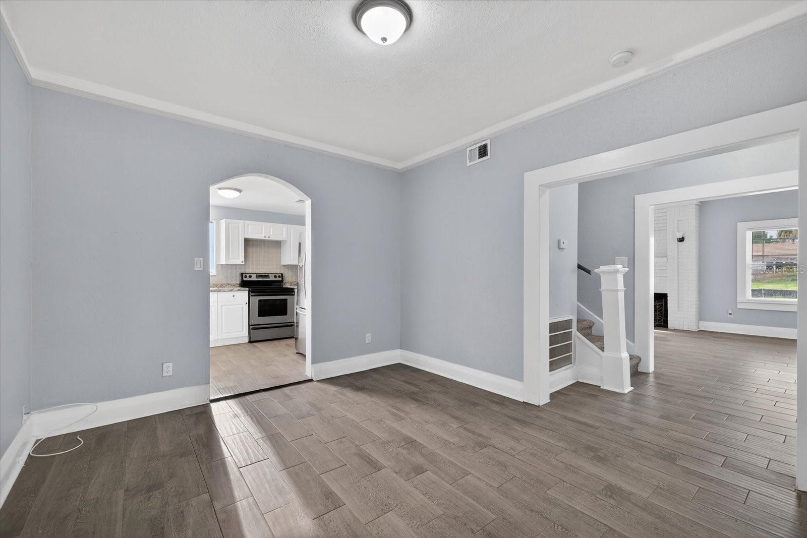 Image 17 of 61 For 2208 Boulevard