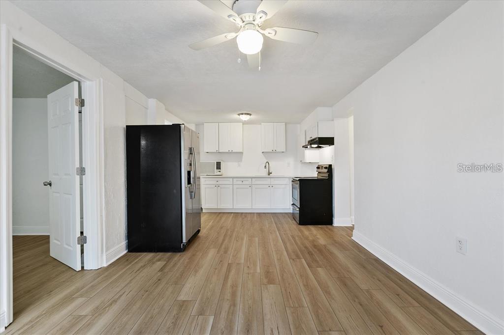 Image 38 of 61 For 2208 Boulevard