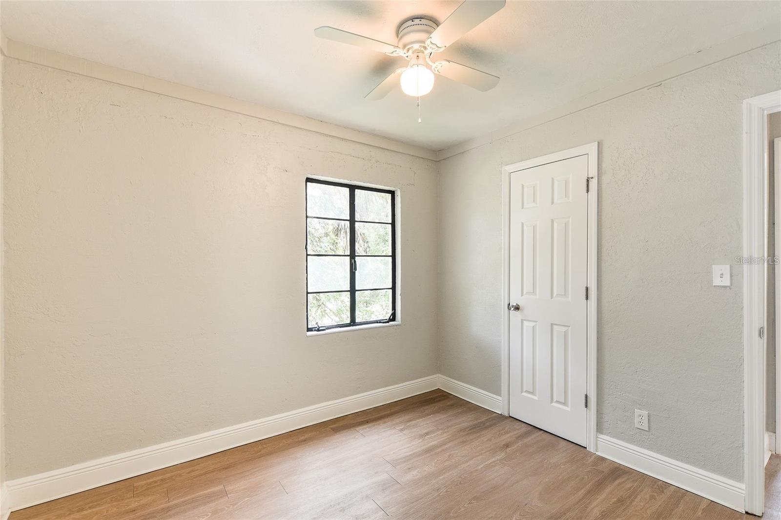 Image 48 of 61 For 2208 Boulevard