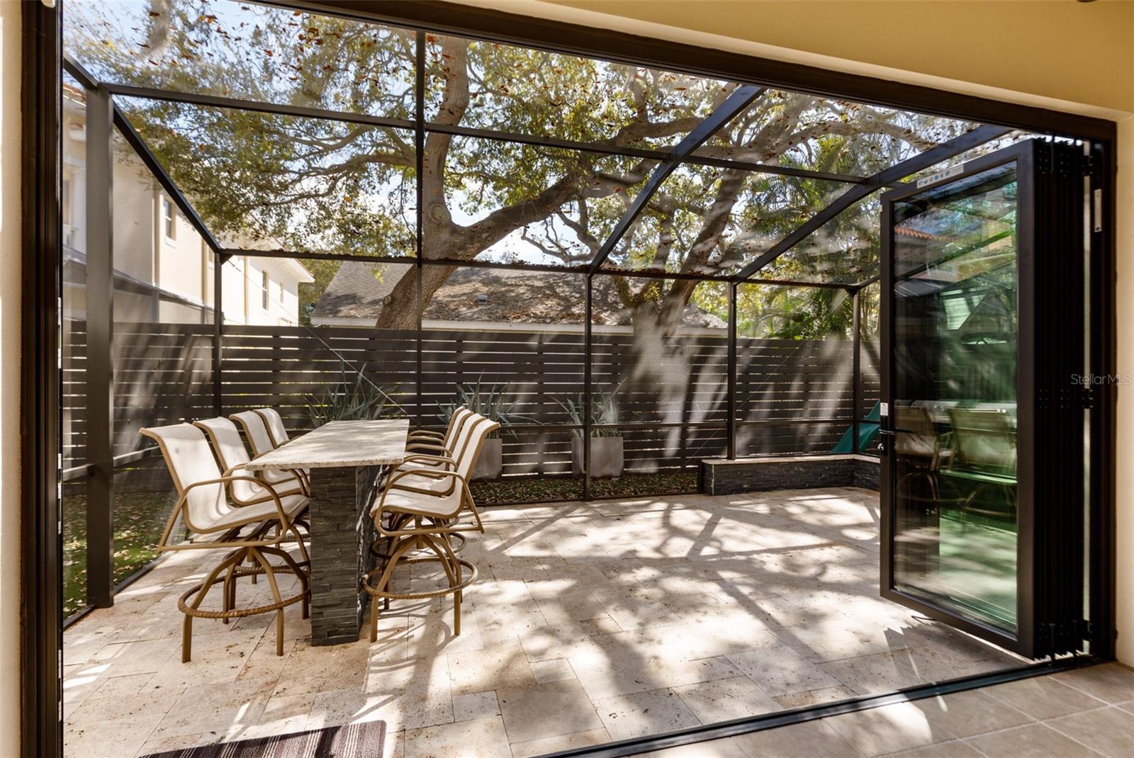 Image 13 of 37 For 3122 Oakellar Avenue