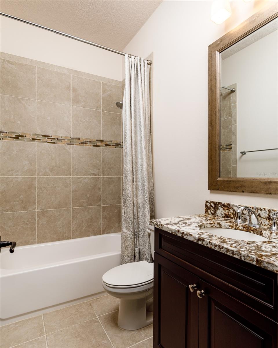 Image 31 of 37 For 3122 Oakellar Avenue