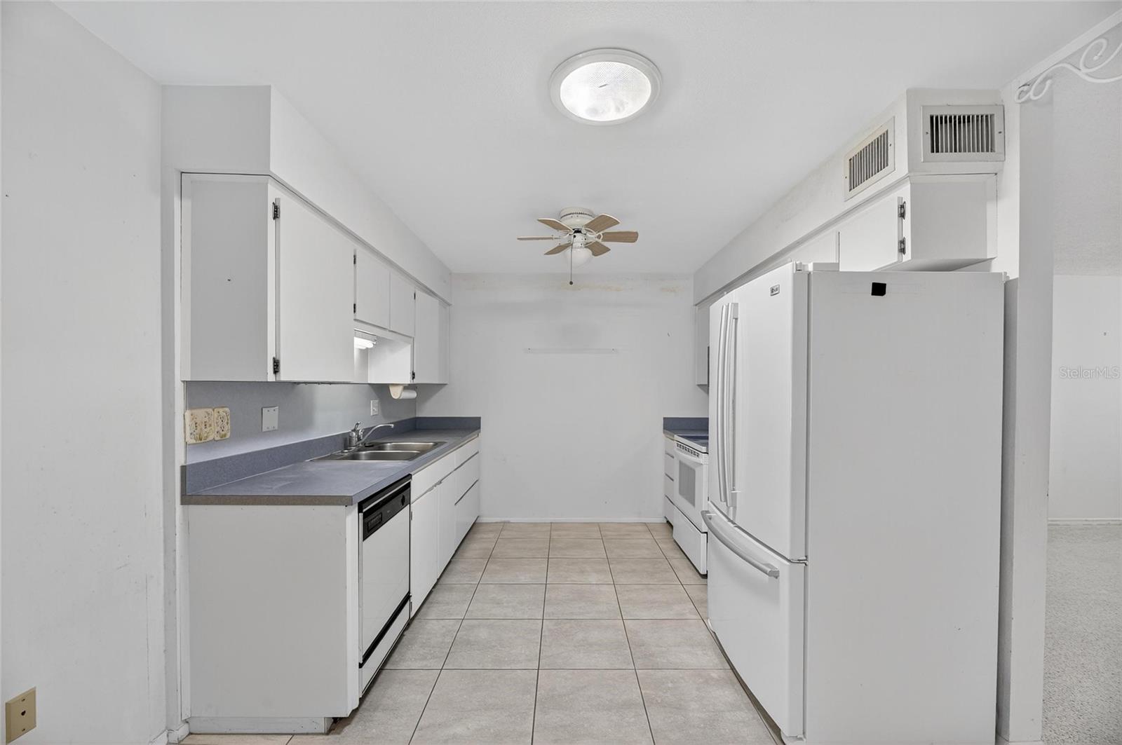 Image 10 of 62 For 202 Pebble Beach Boulevard 202