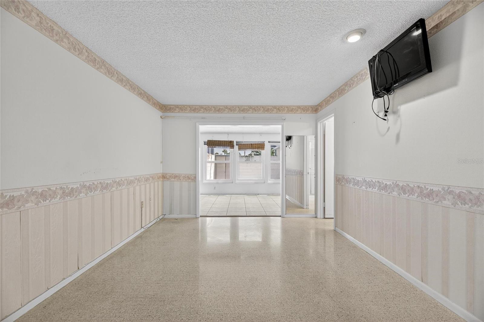Image 29 of 62 For 202 Pebble Beach Boulevard 202
