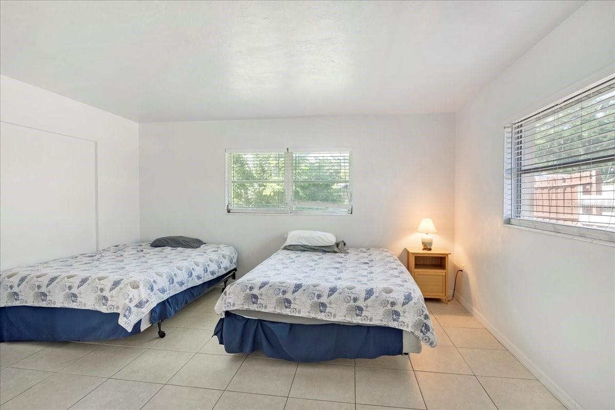 Image 10 of 20 For 2770 Wood Street