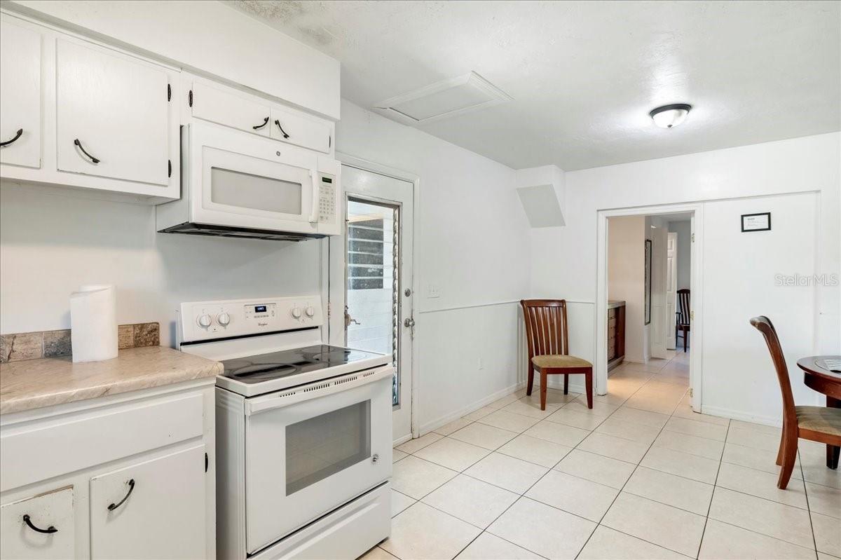 Image 2 of 20 For 2770 Wood Street