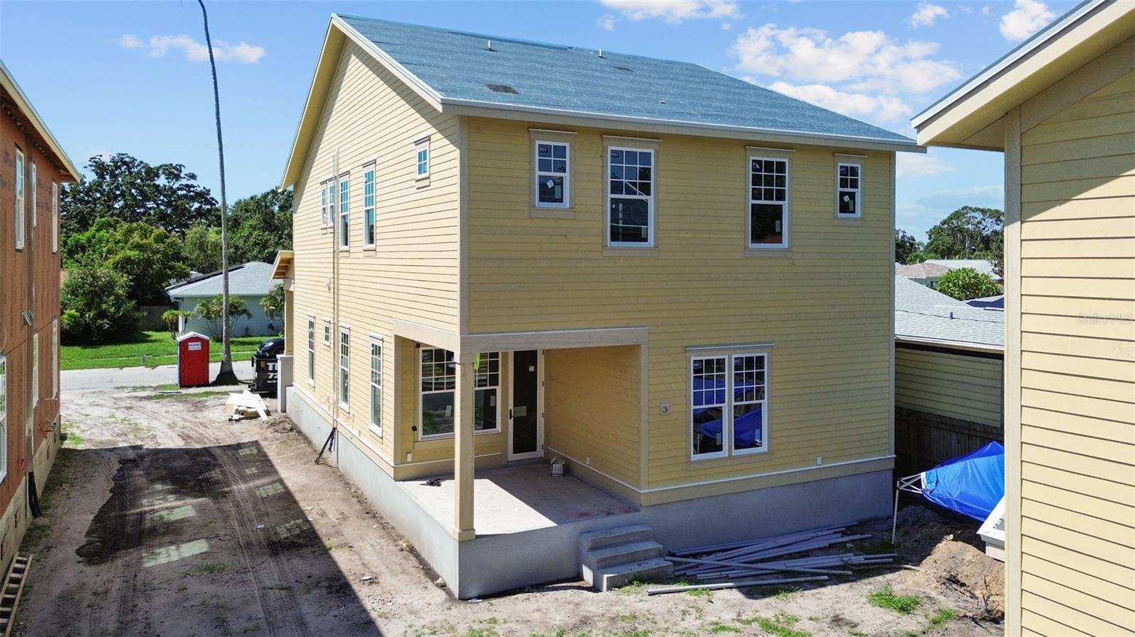 Image 11 of 28 For 1211 35th Avenue N