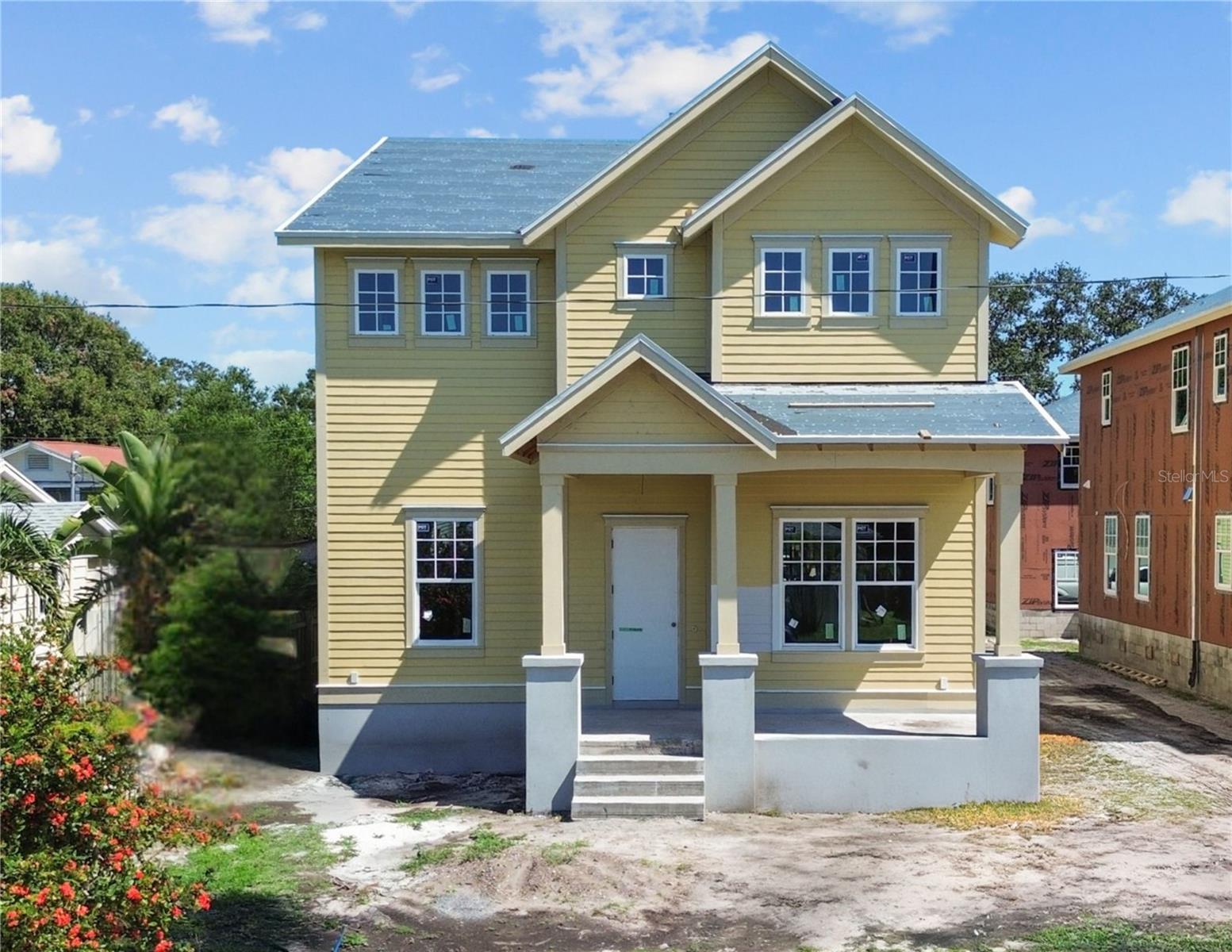 Image 3 of 28 For 1211 35th Avenue N