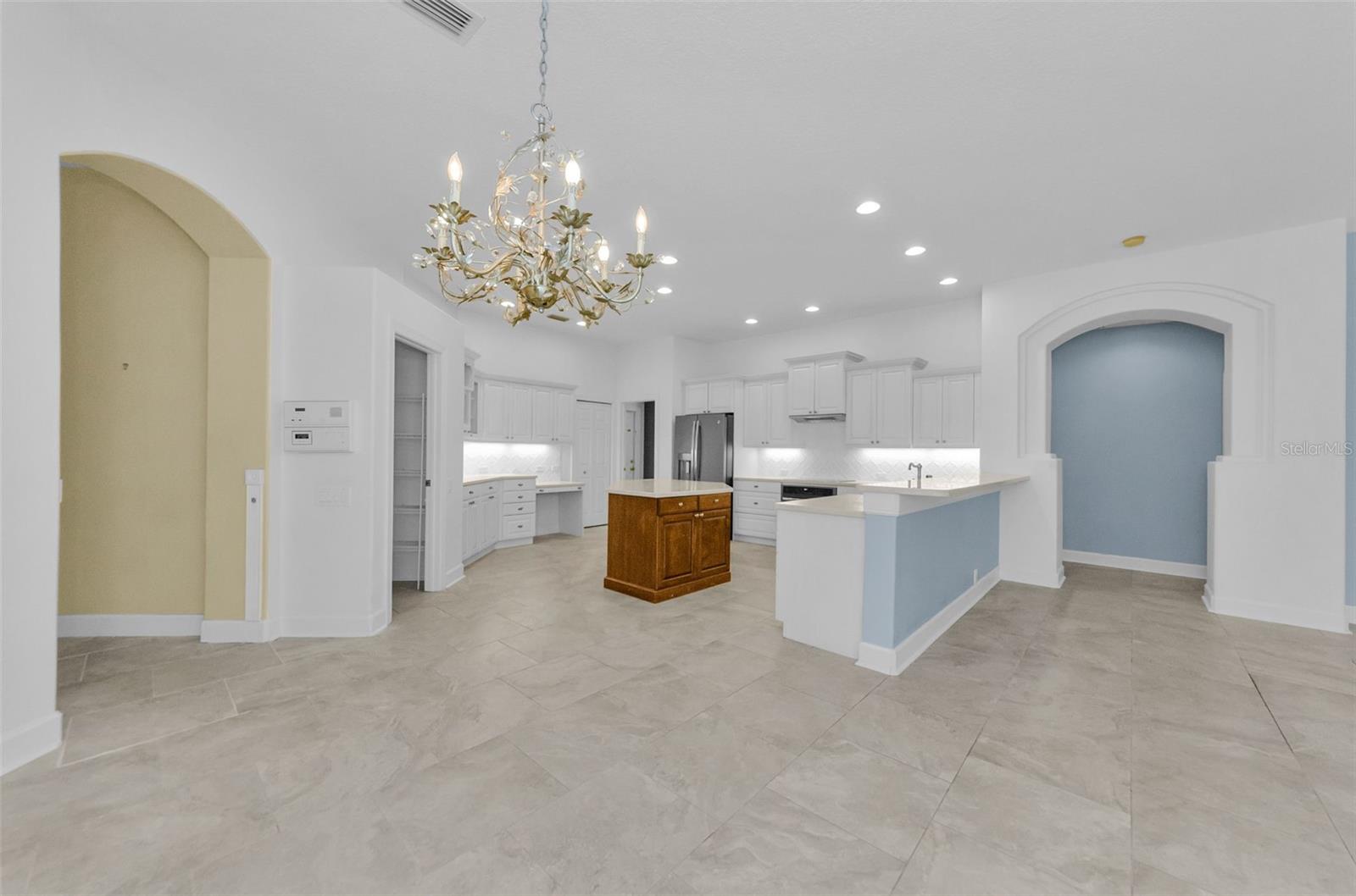 Image 34 of 83 For 3972 Mimosa Place