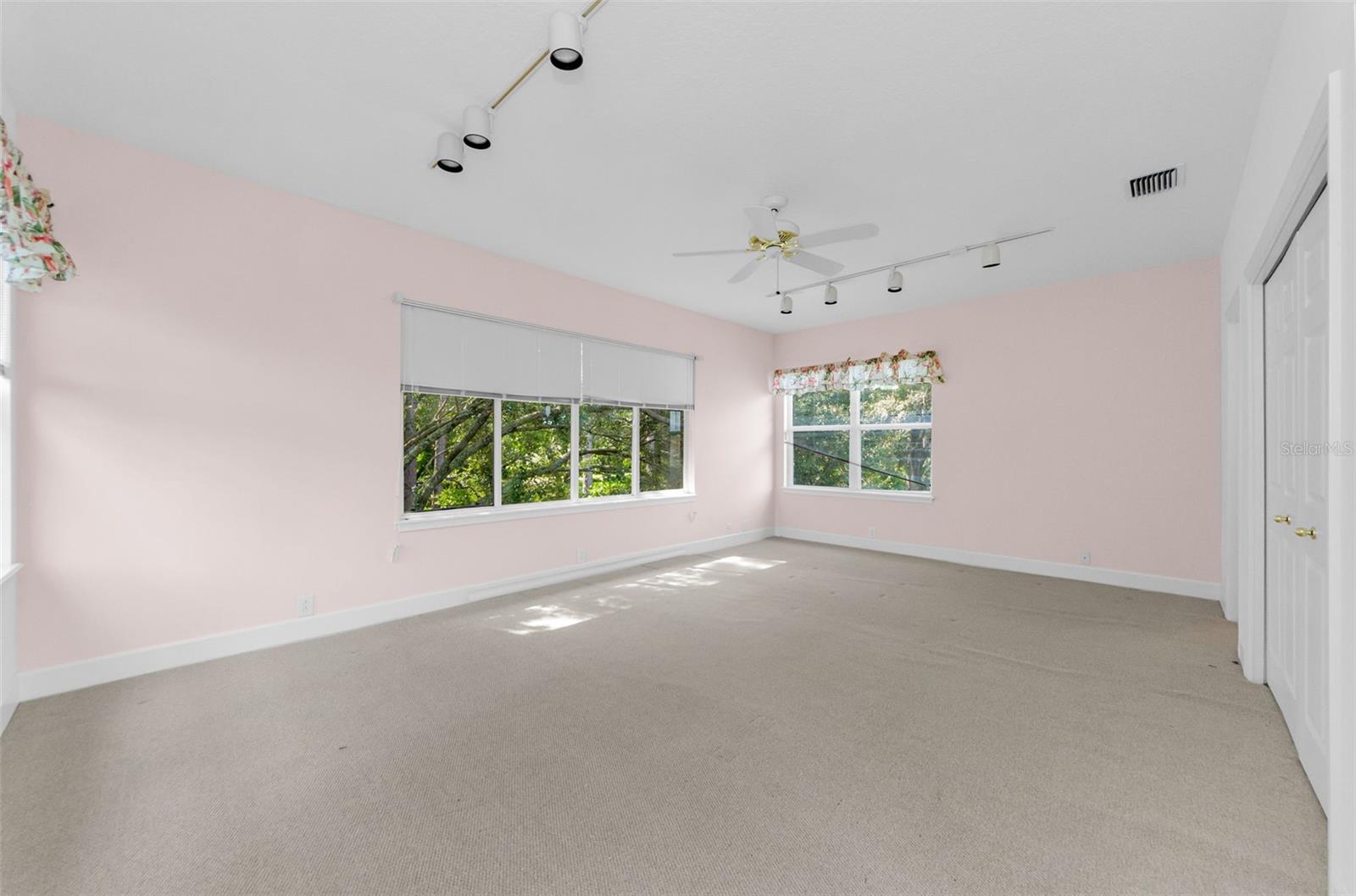 Image 66 of 83 For 3972 Mimosa Place