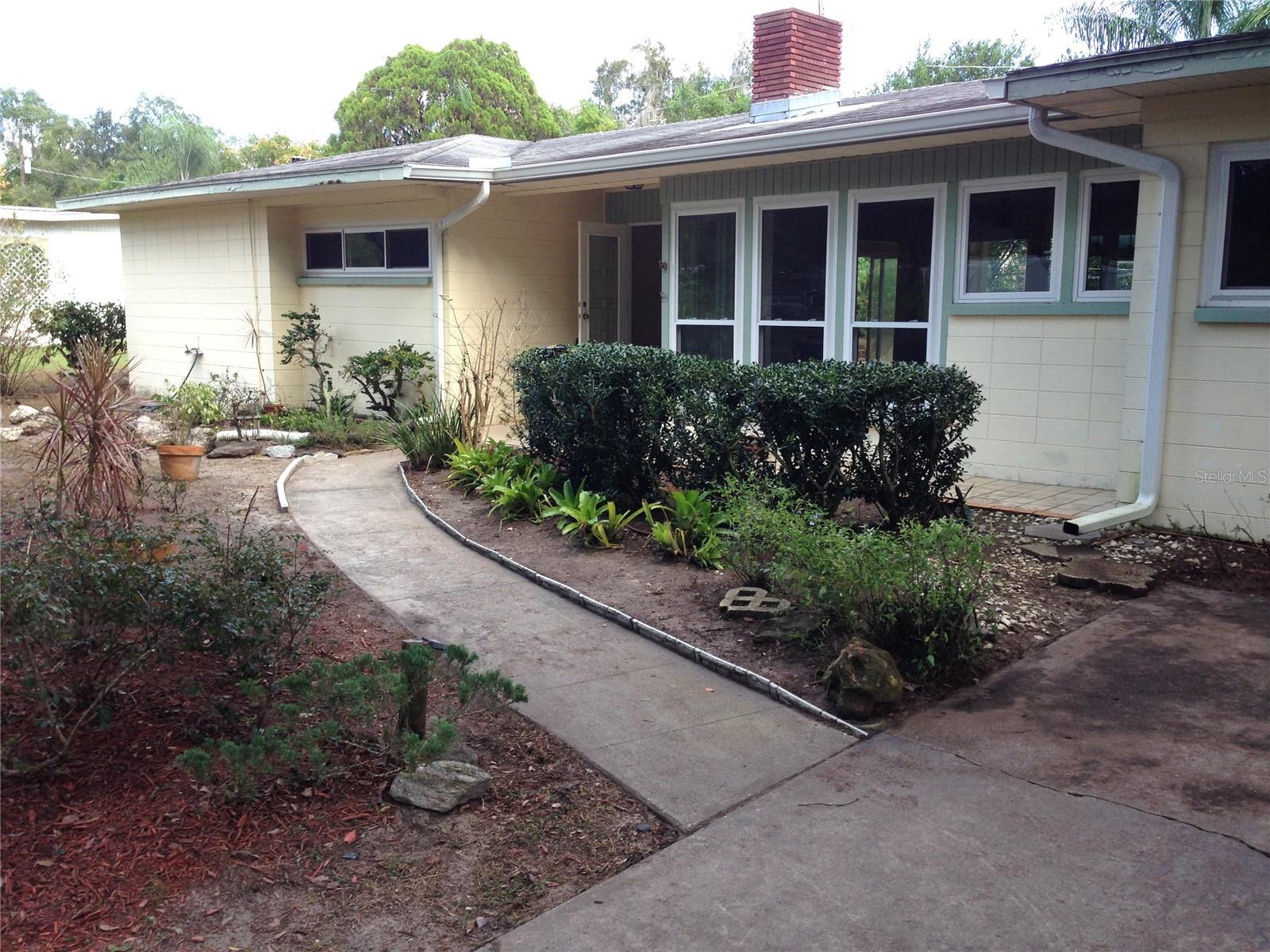 Details for 513 Carolyne Street, TEMPLE TERRACE, FL 33617