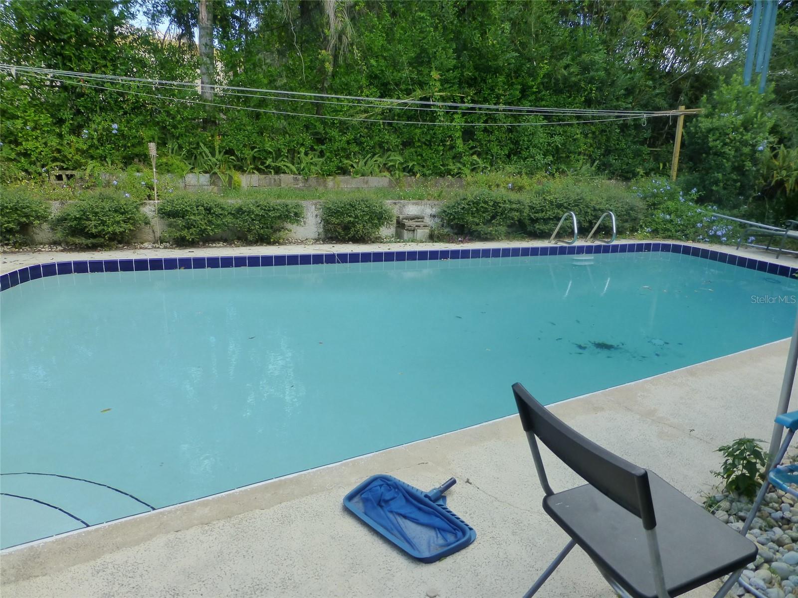 Image 21 of 21 For 513 Carolyne Street