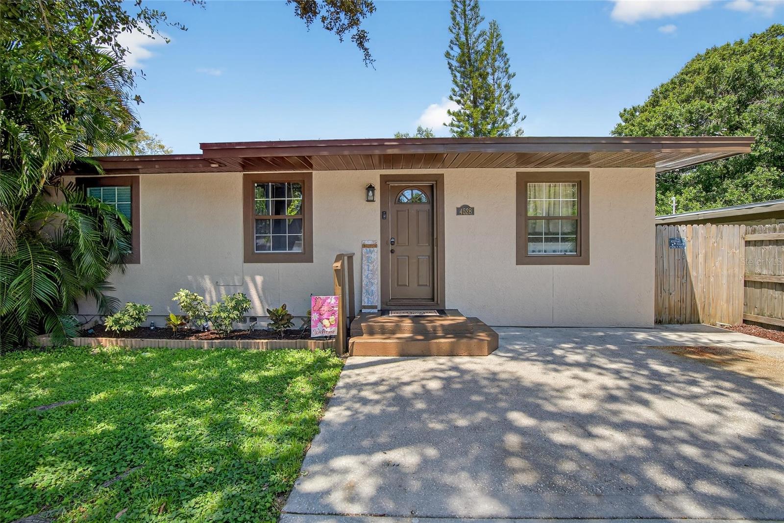 Details for 4528 73rd Street N, ST PETERSBURG, FL 33709