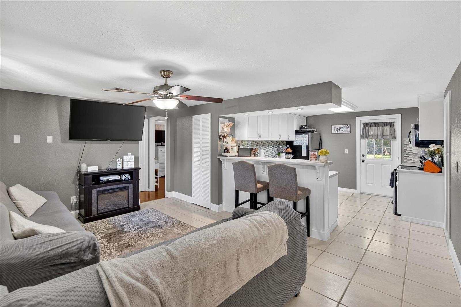 Image 5 of 68 For 4528 73rd Street N