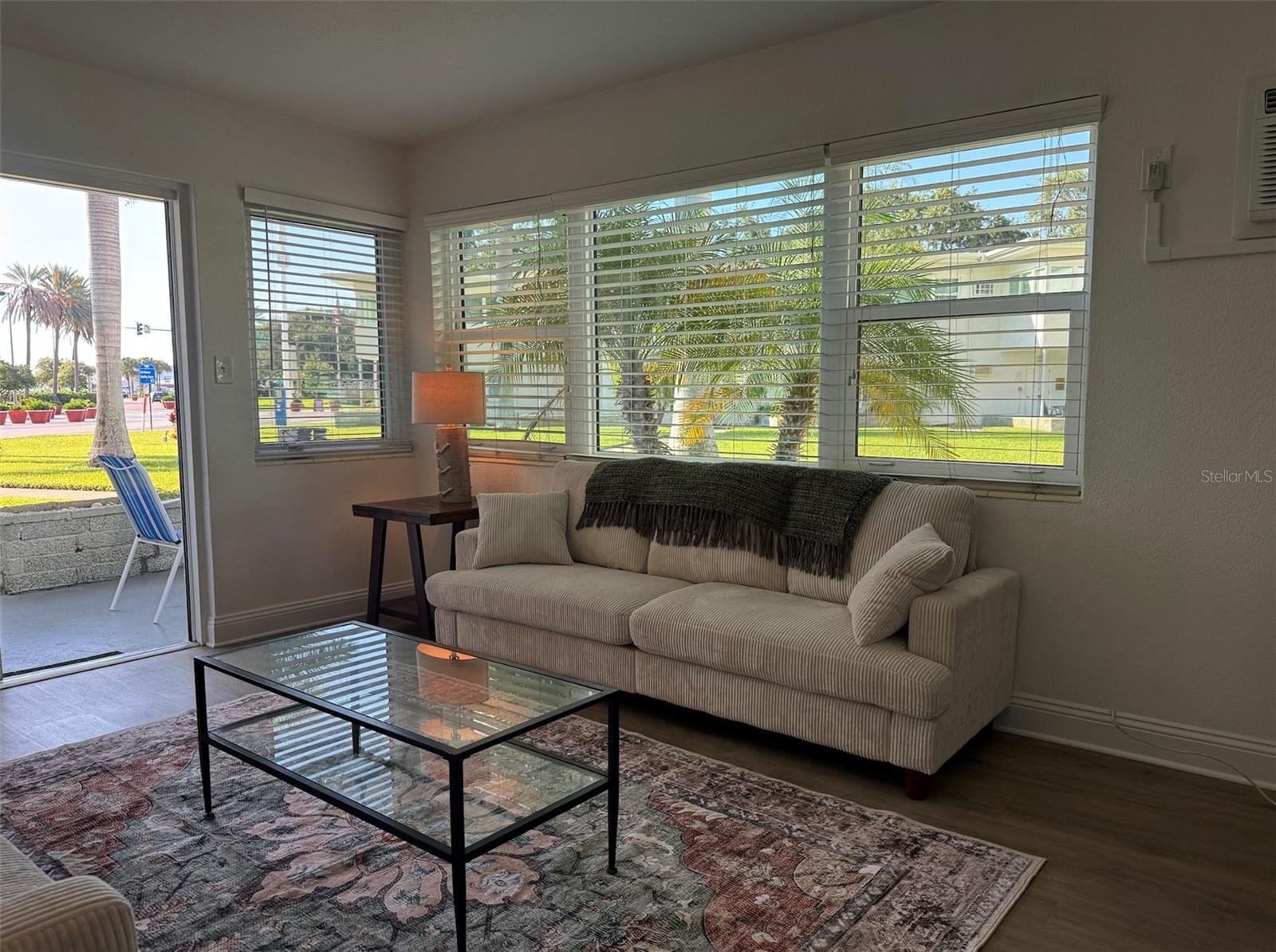 Image 9 of 18 For 487 1st Street S 105