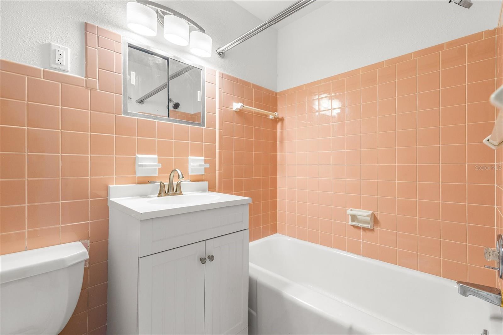 Listing photo id 22 for 3306 Alline Avenue