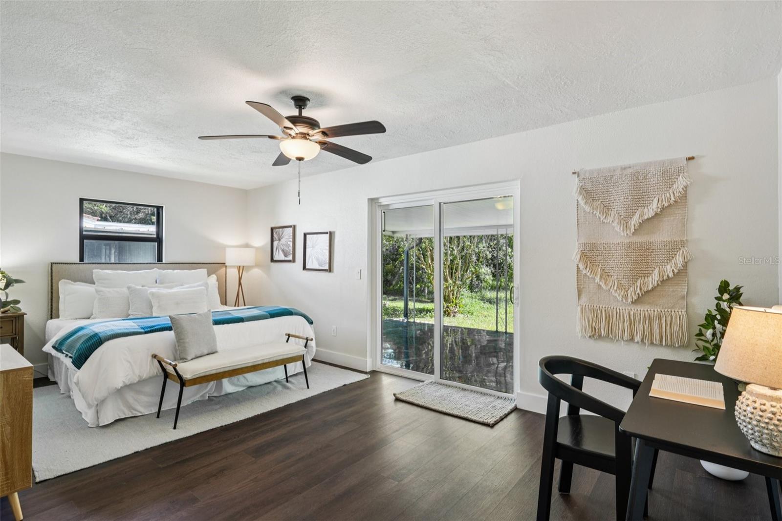 Image 12 of 34 For 4876 Shell Stream Boulevard