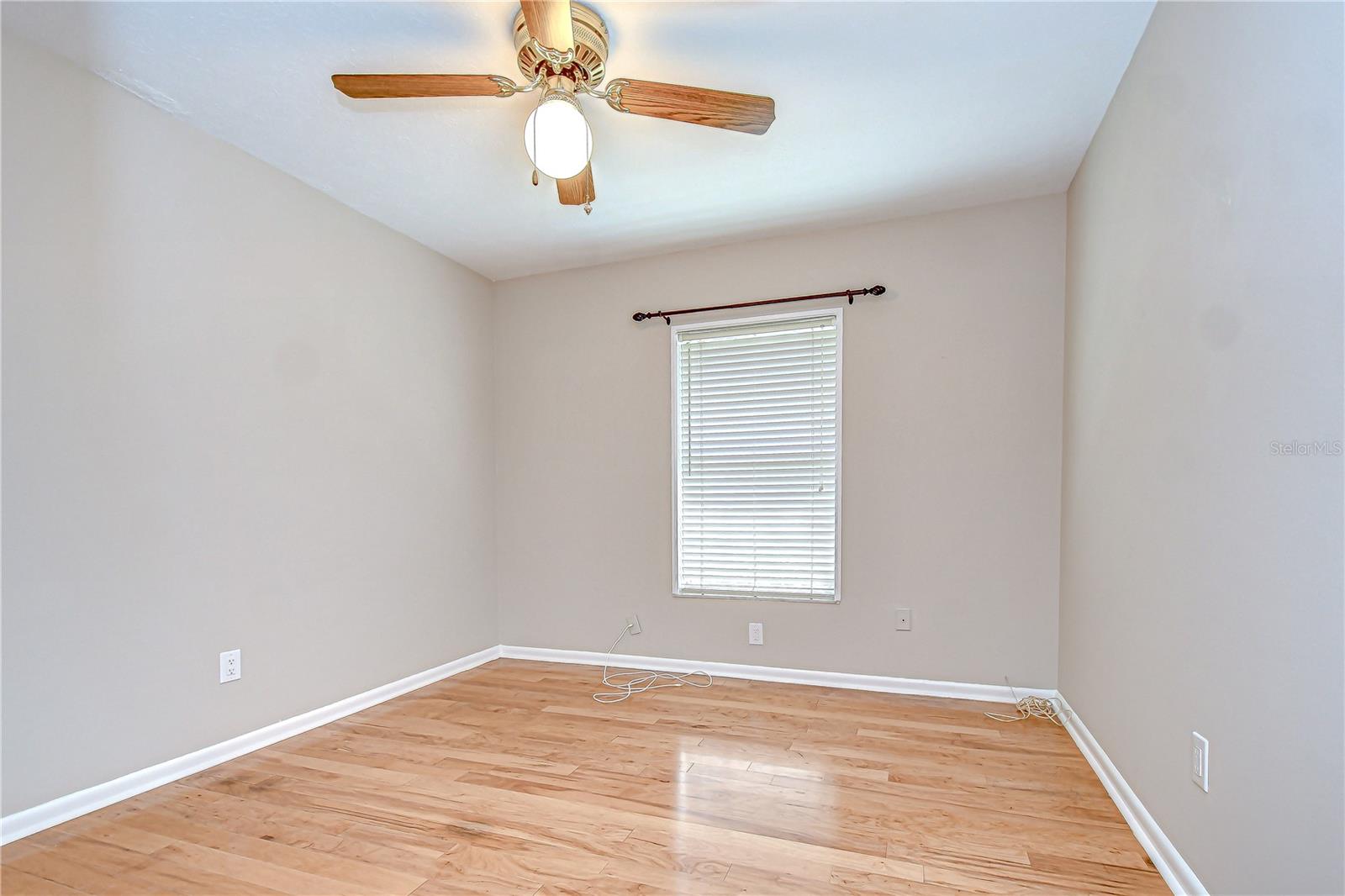 Image 17 of 26 For 4625 Glenside Circle
