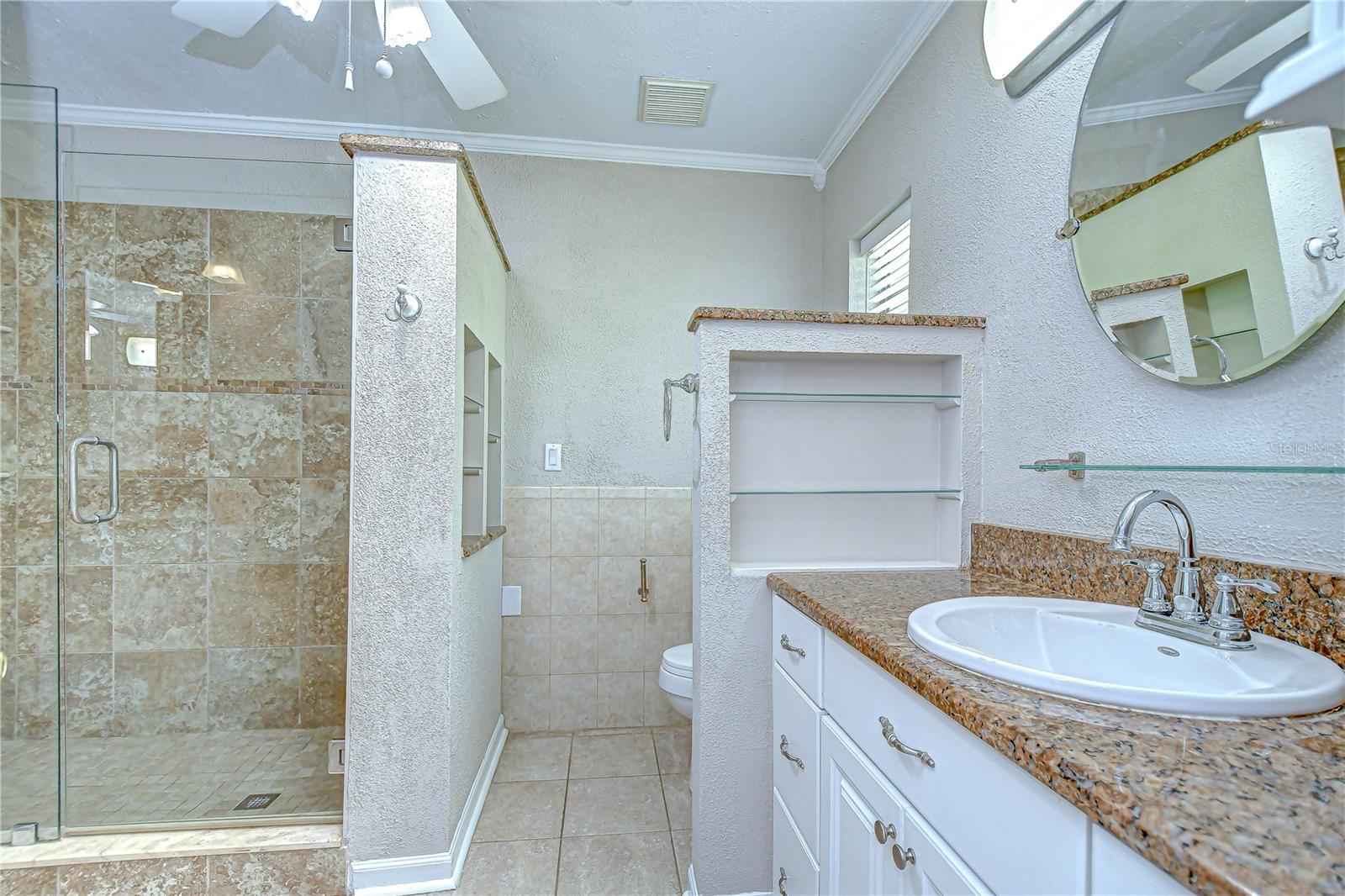 Image 19 of 26 For 4625 Glenside Circle