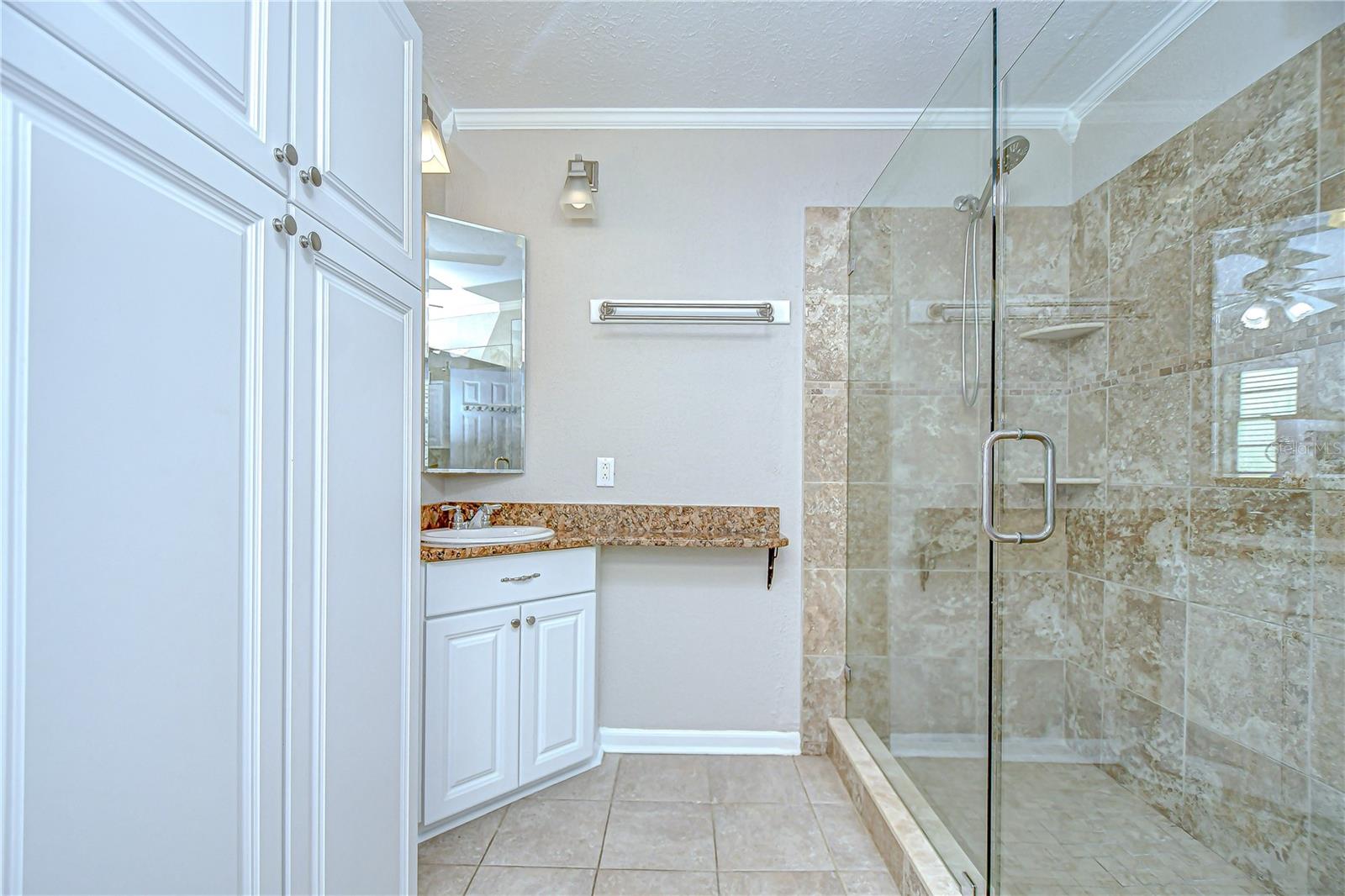 Image 20 of 26 For 4625 Glenside Circle