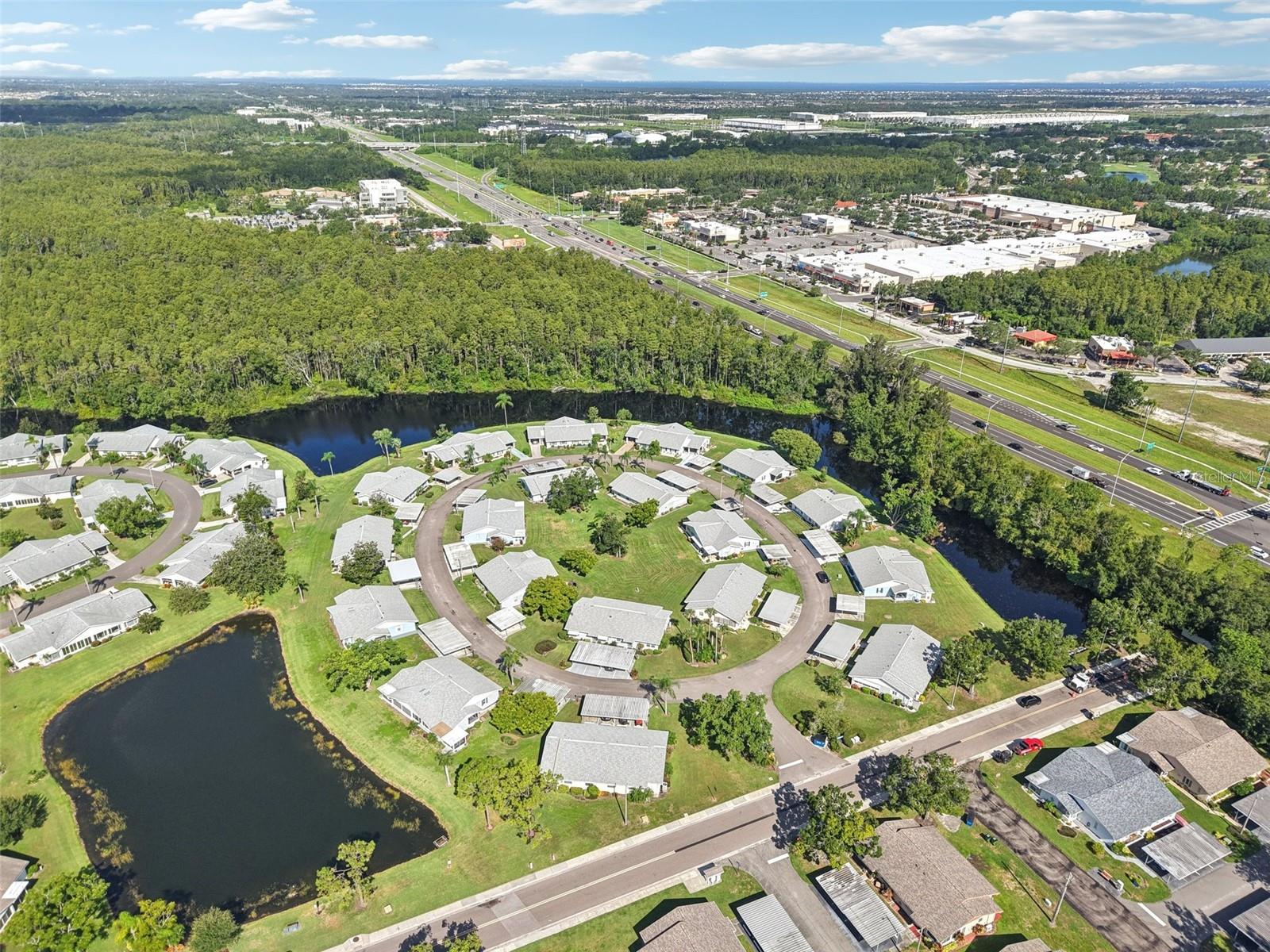 Image 42 of 63 For 2304 Glenmore Circle 327
