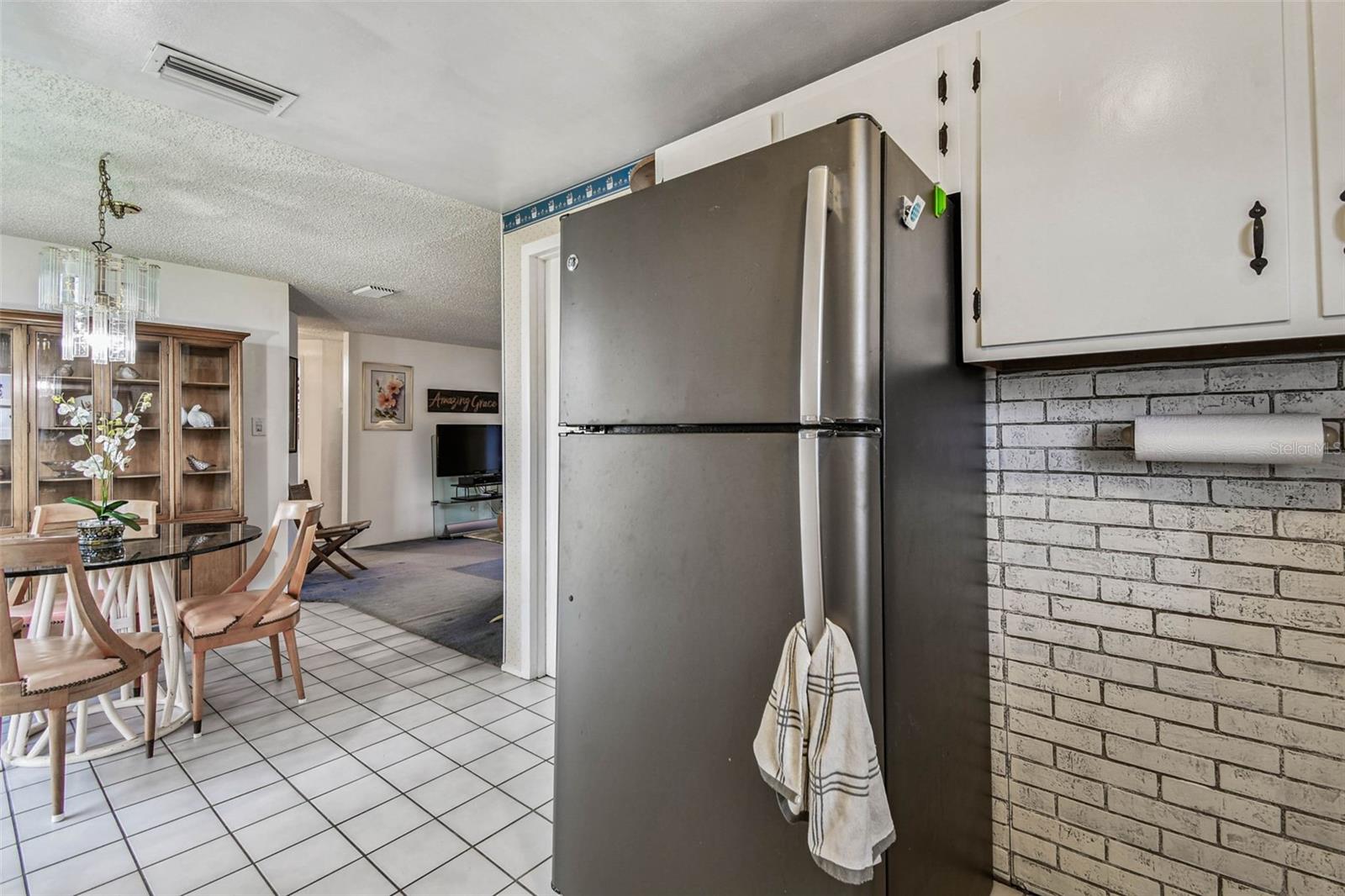 Image 21 of 55 For 10513 121st Avenue