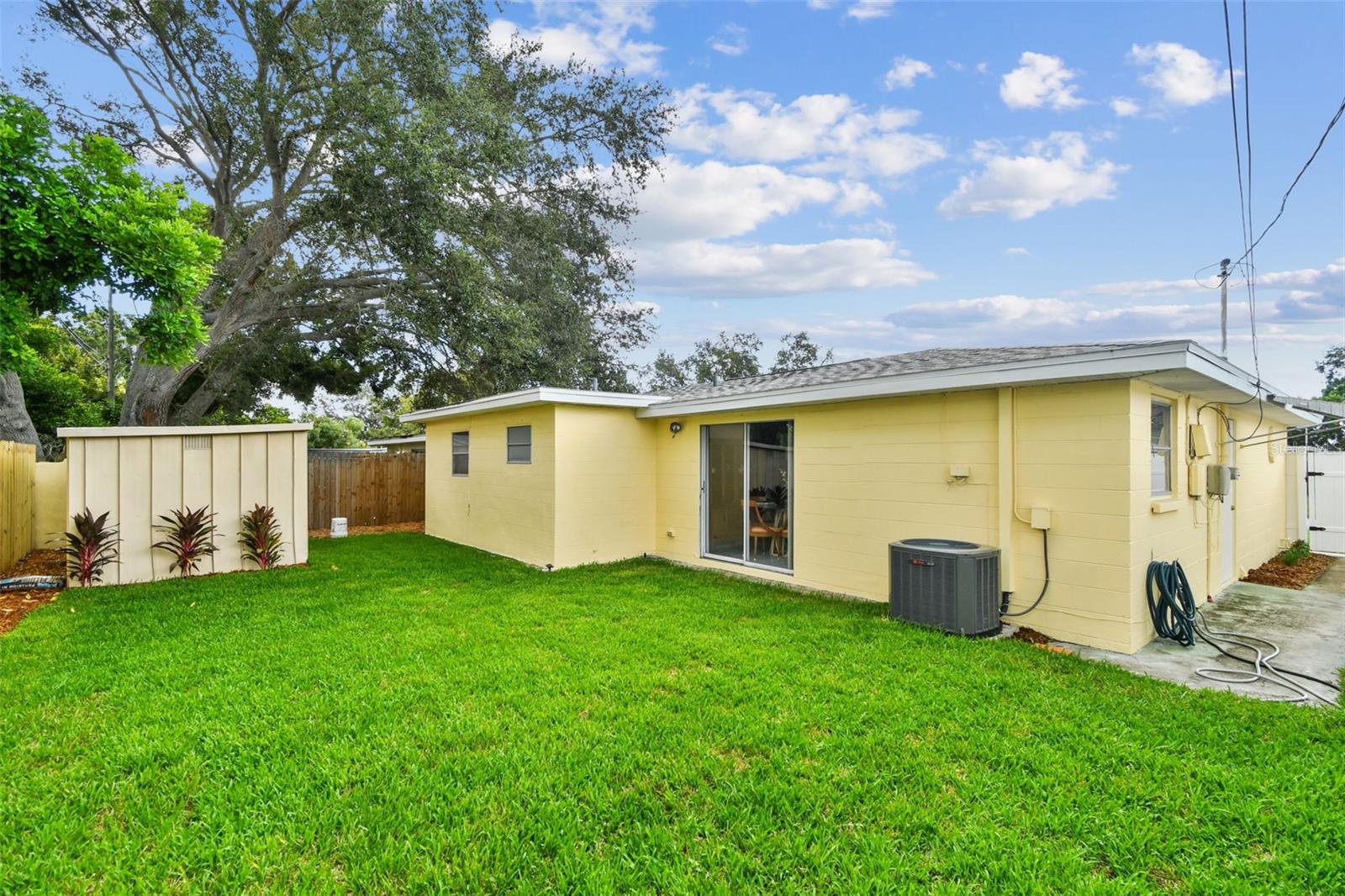 Image 45 of 55 For 10513 121st Avenue