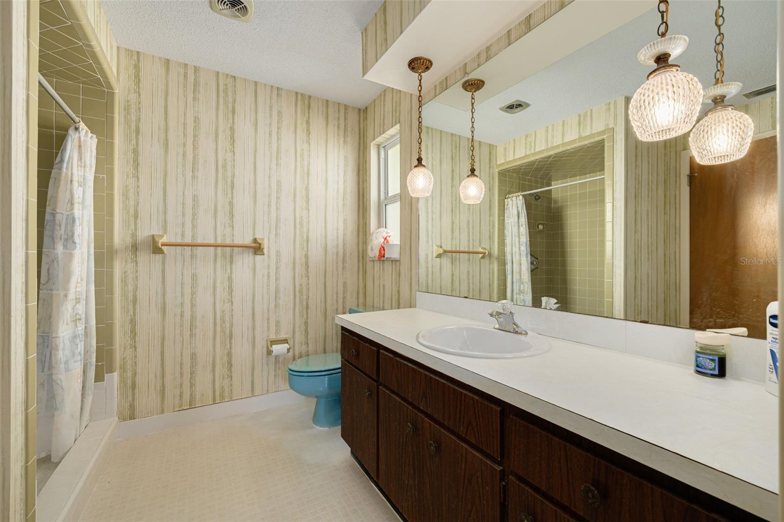 Listing photo id 19 for 4415 Clearwater Harbor Drive N