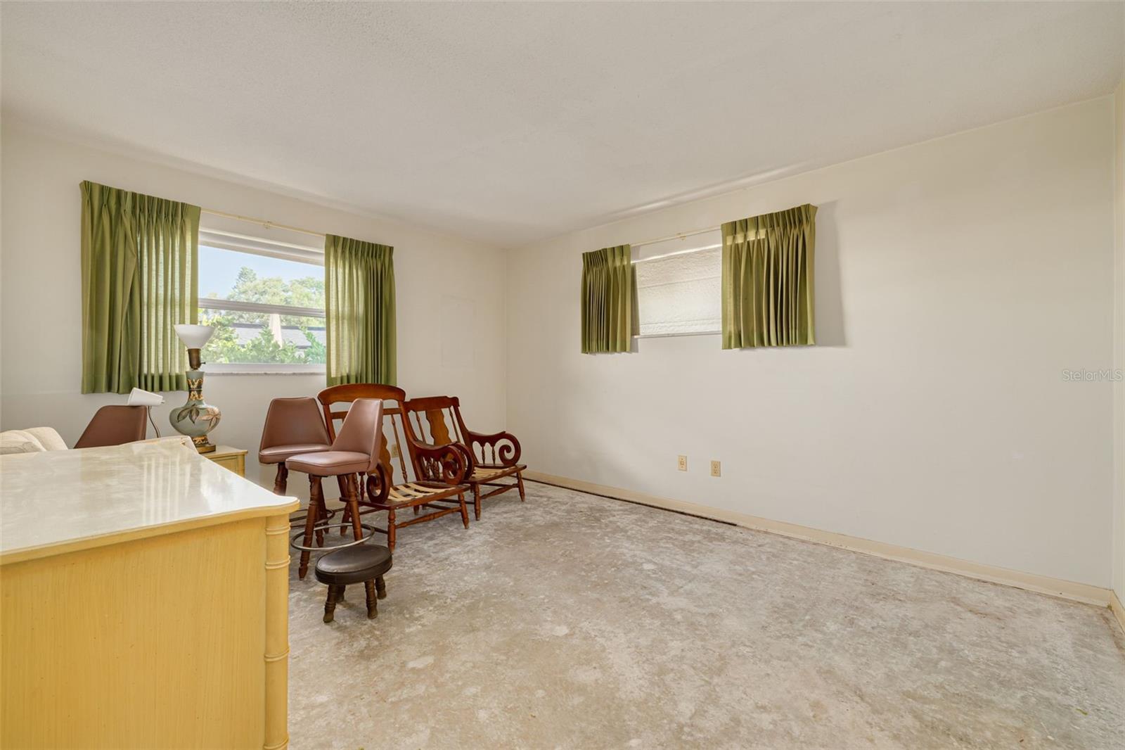Listing photo id 20 for 4415 Clearwater Harbor Drive N