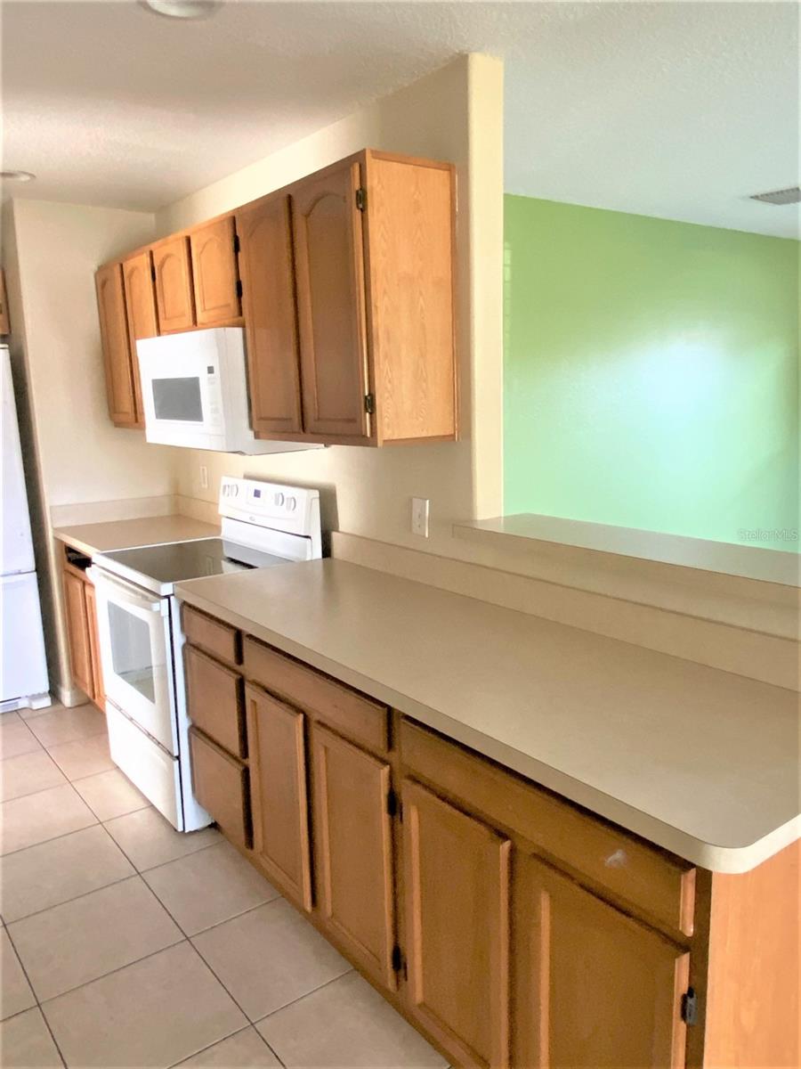 Image 7 of 16 For 2311 Henry Avenue