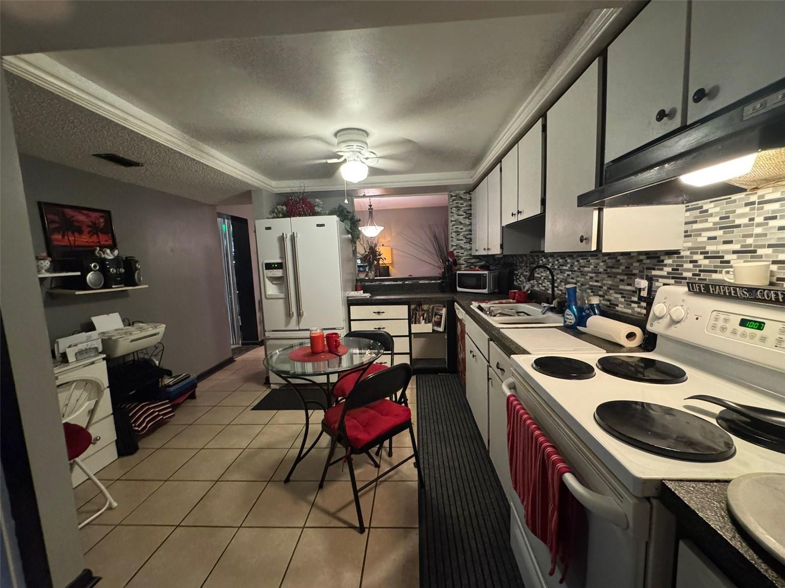 Image 11 of 25 For 7228 Cypress Cove Road 5