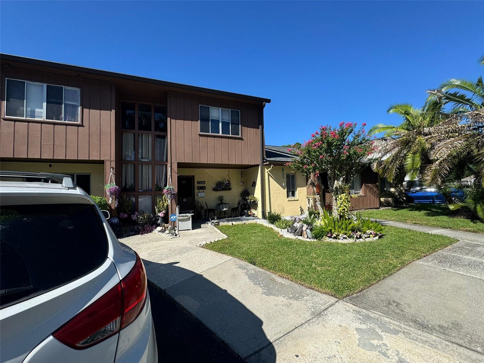Image 5 of 25 For 7228 Cypress Cove Road 5