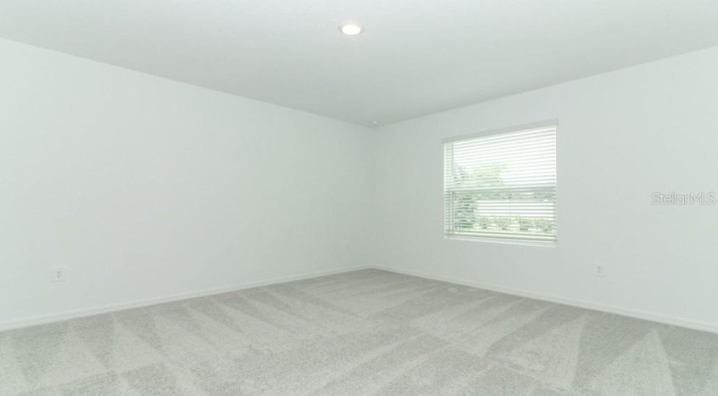 Image 13 of 19 For 2099 Babbling Brook Boulevard