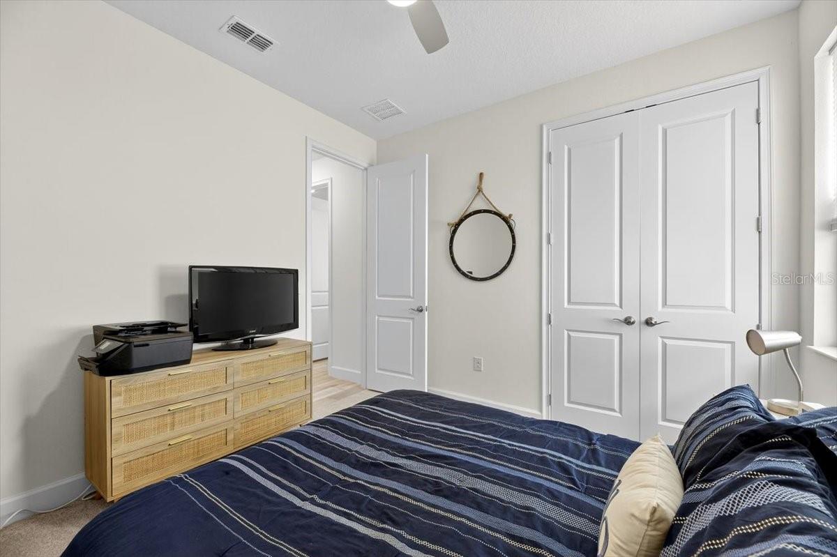 Image 41 of 66 For 991 Signet Drive