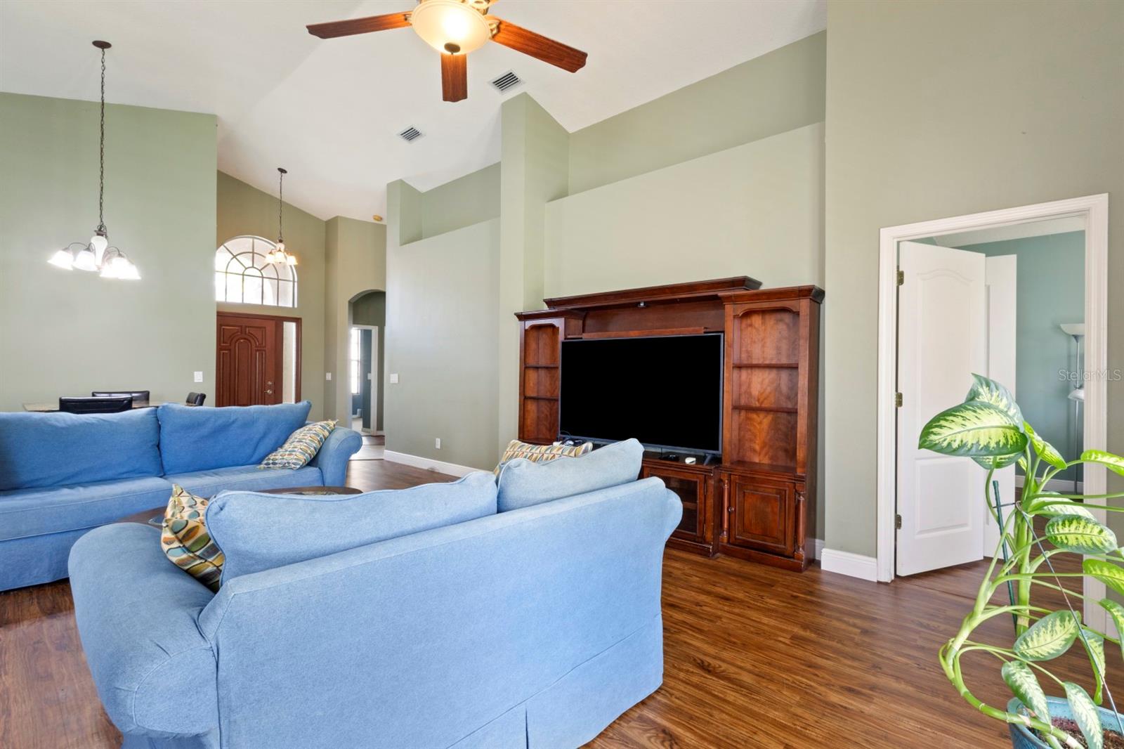 Image 38 of 42 For 5214 Clover Mist Drive