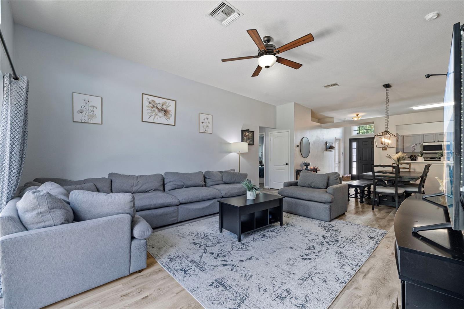 Image 20 of 53 For 25247 Lexington Oaks Boulevard