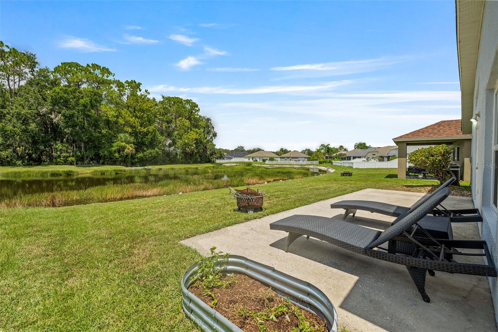 Image 34 of 53 For 25247 Lexington Oaks Boulevard