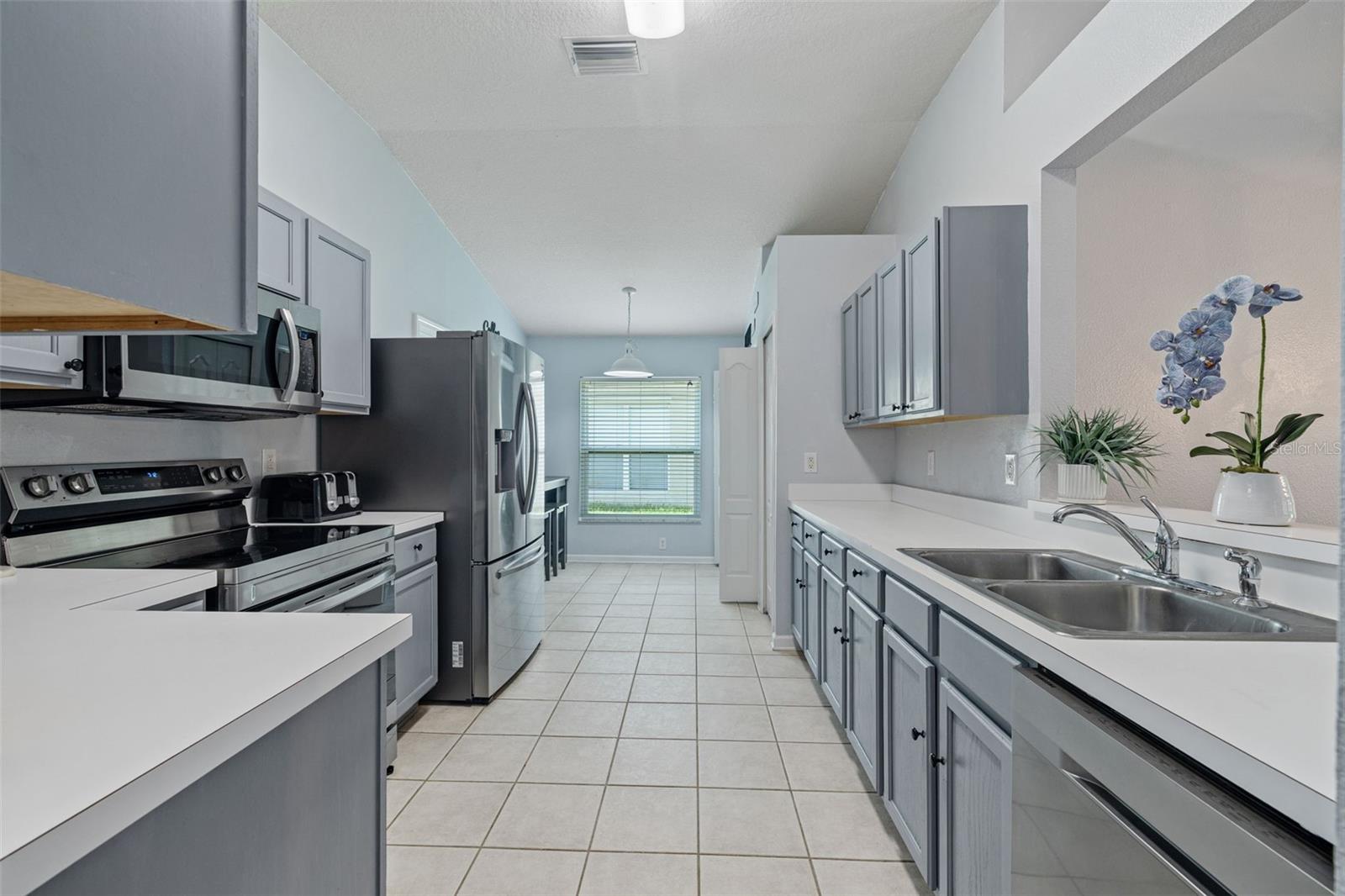 Image 9 of 53 For 25247 Lexington Oaks Boulevard