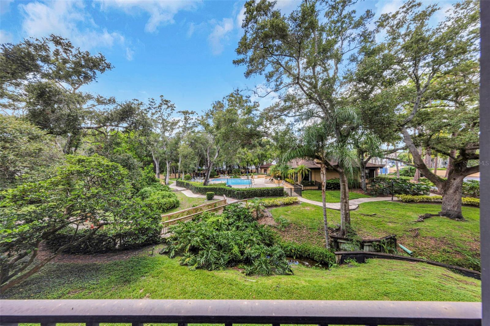 Image 5 of 23 For 3076 Eastland Boulevard 111