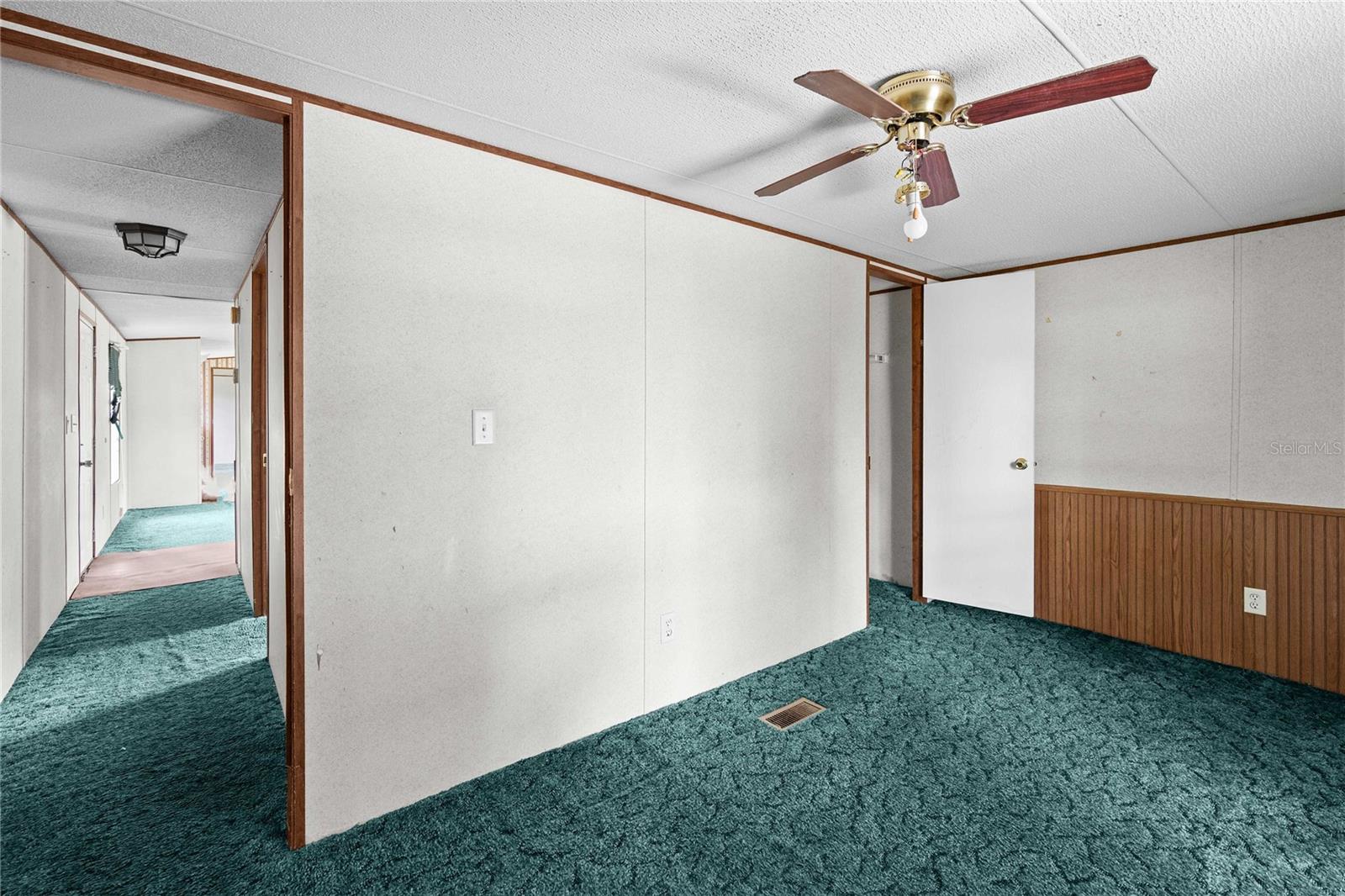 Image 14 of 30 For 39140 Orient Avenue