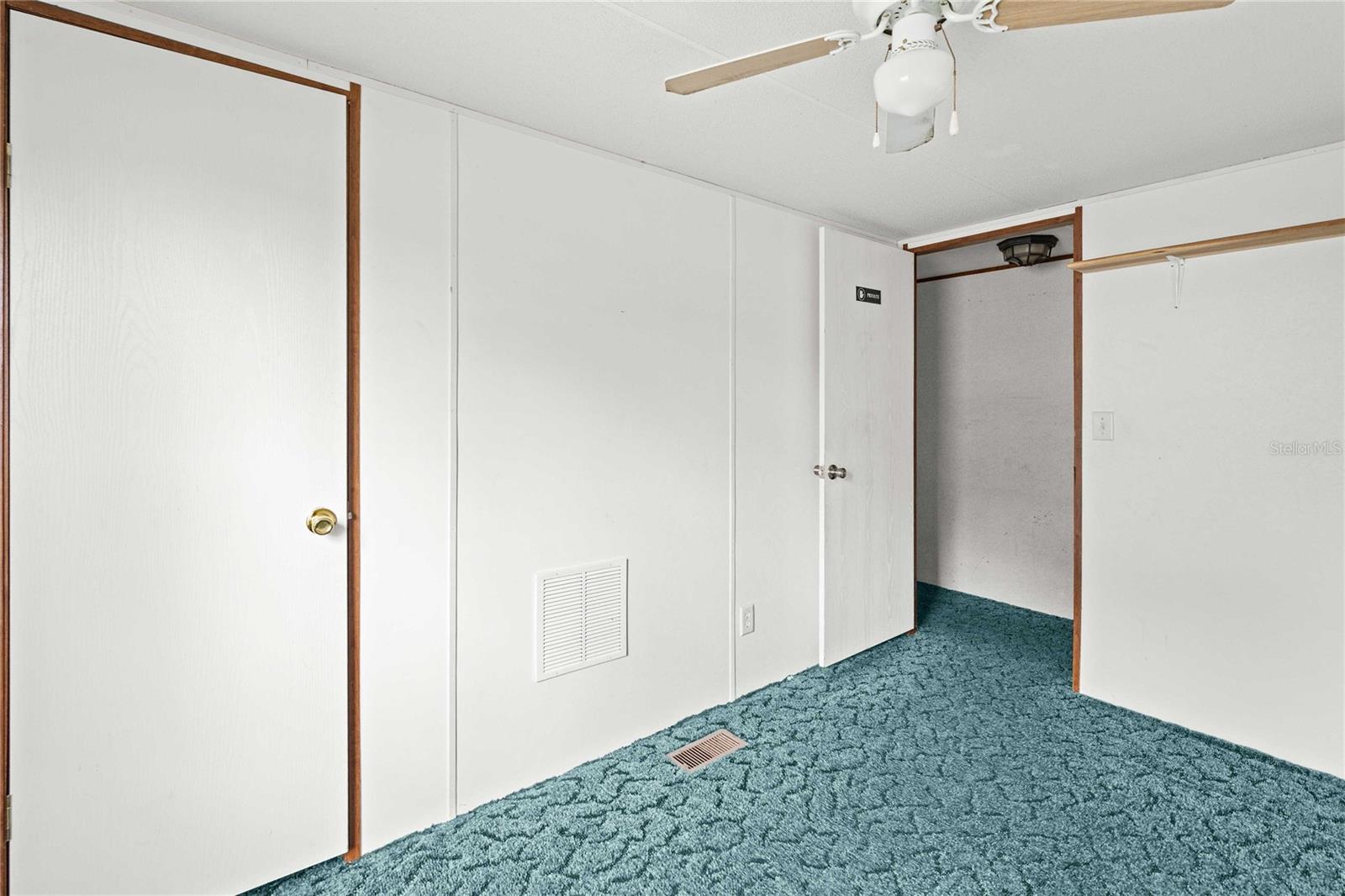 Image 16 of 30 For 39140 Orient Avenue