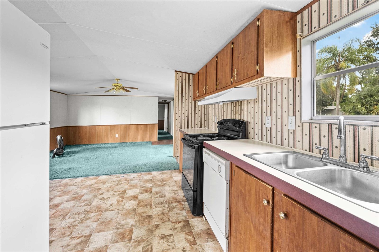 Image 24 of 30 For 39140 Orient Avenue