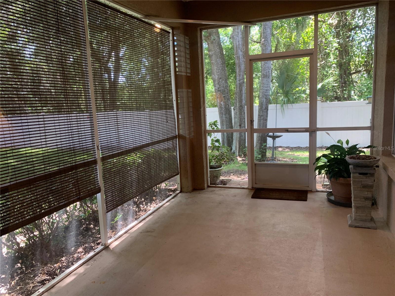 Image 2 of 20 For 3526 Grand Magnolia Place