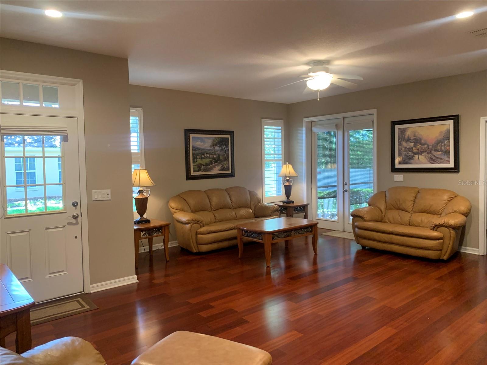 Image 3 of 20 For 3526 Grand Magnolia Place
