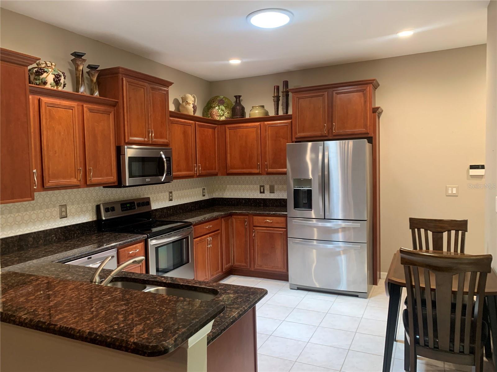 Image 6 of 20 For 3526 Grand Magnolia Place