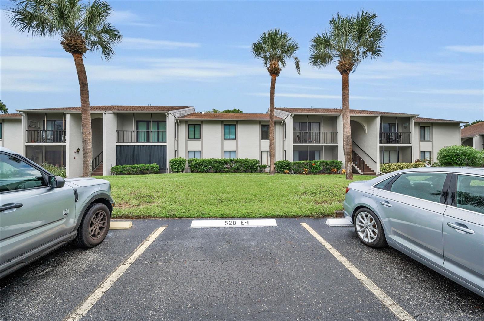 Image 34 of 70 For 2687 Pine Ridge Way S E1