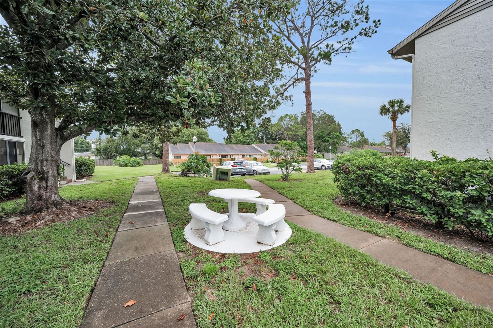 Image 35 of 70 For 2687 Pine Ridge Way S E1
