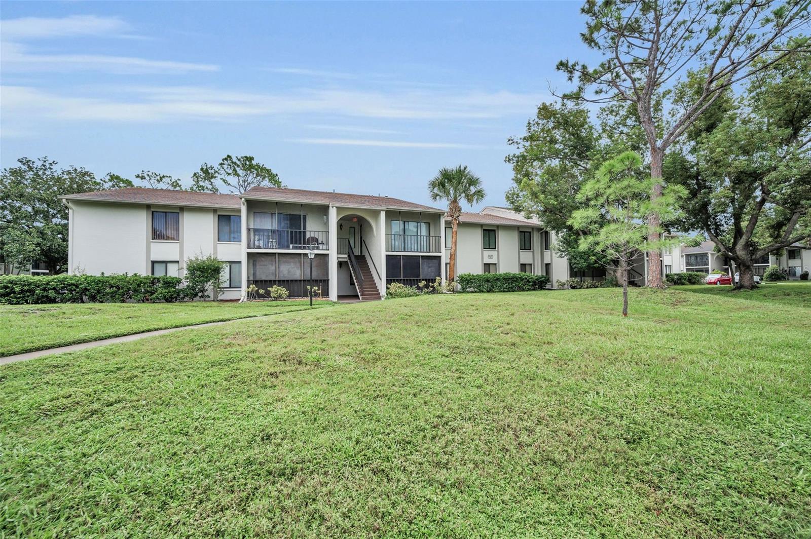 Image 37 of 70 For 2687 Pine Ridge Way S E1
