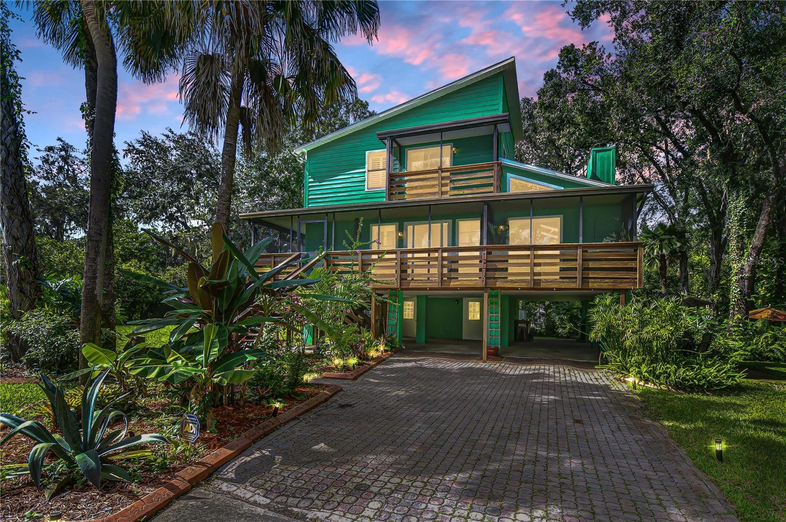 Details for 8614 Hibiscus Drive, TAMPA, FL 33637