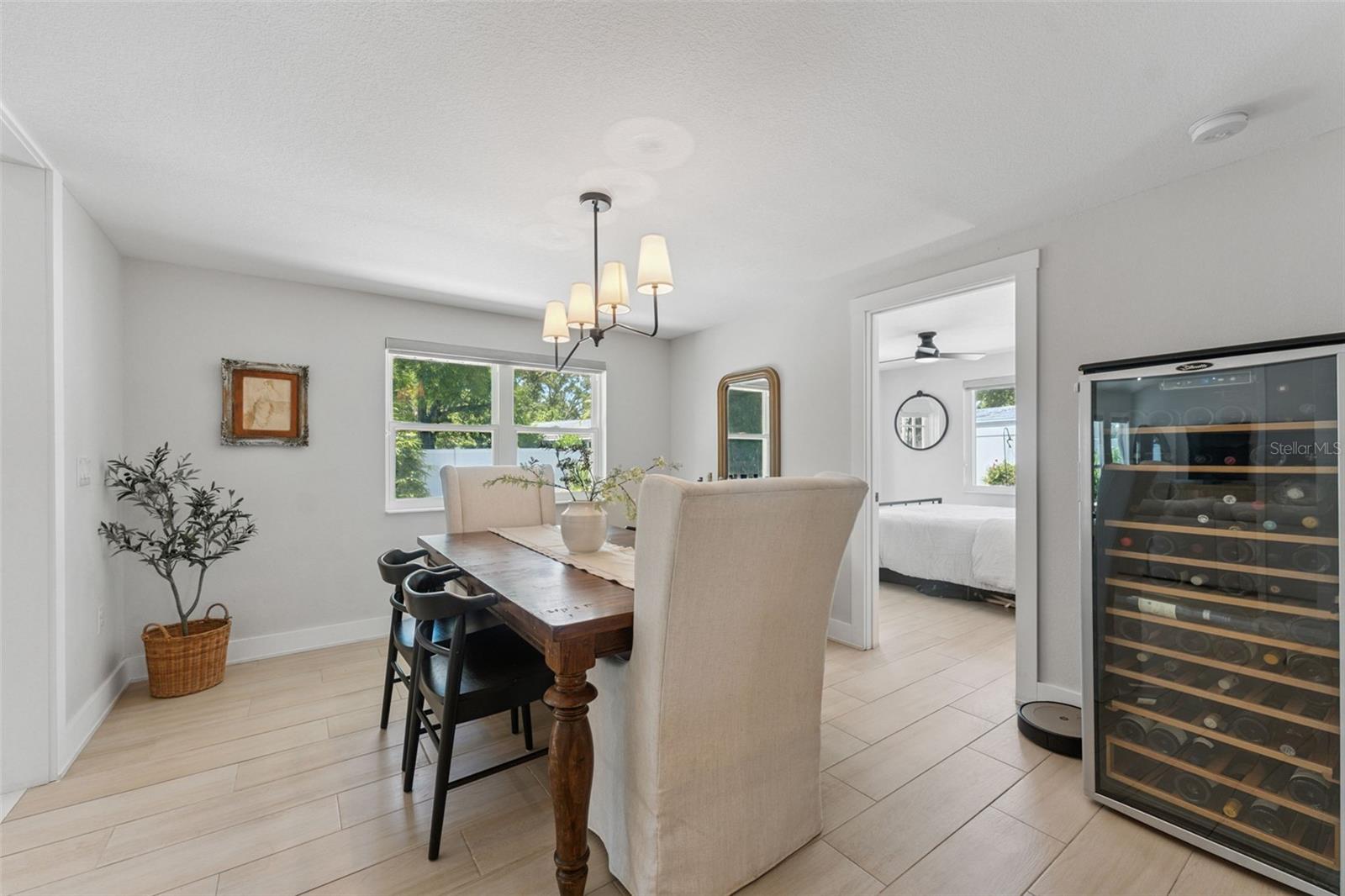 Image 10 of 34 For 3910 Paxton Avenue